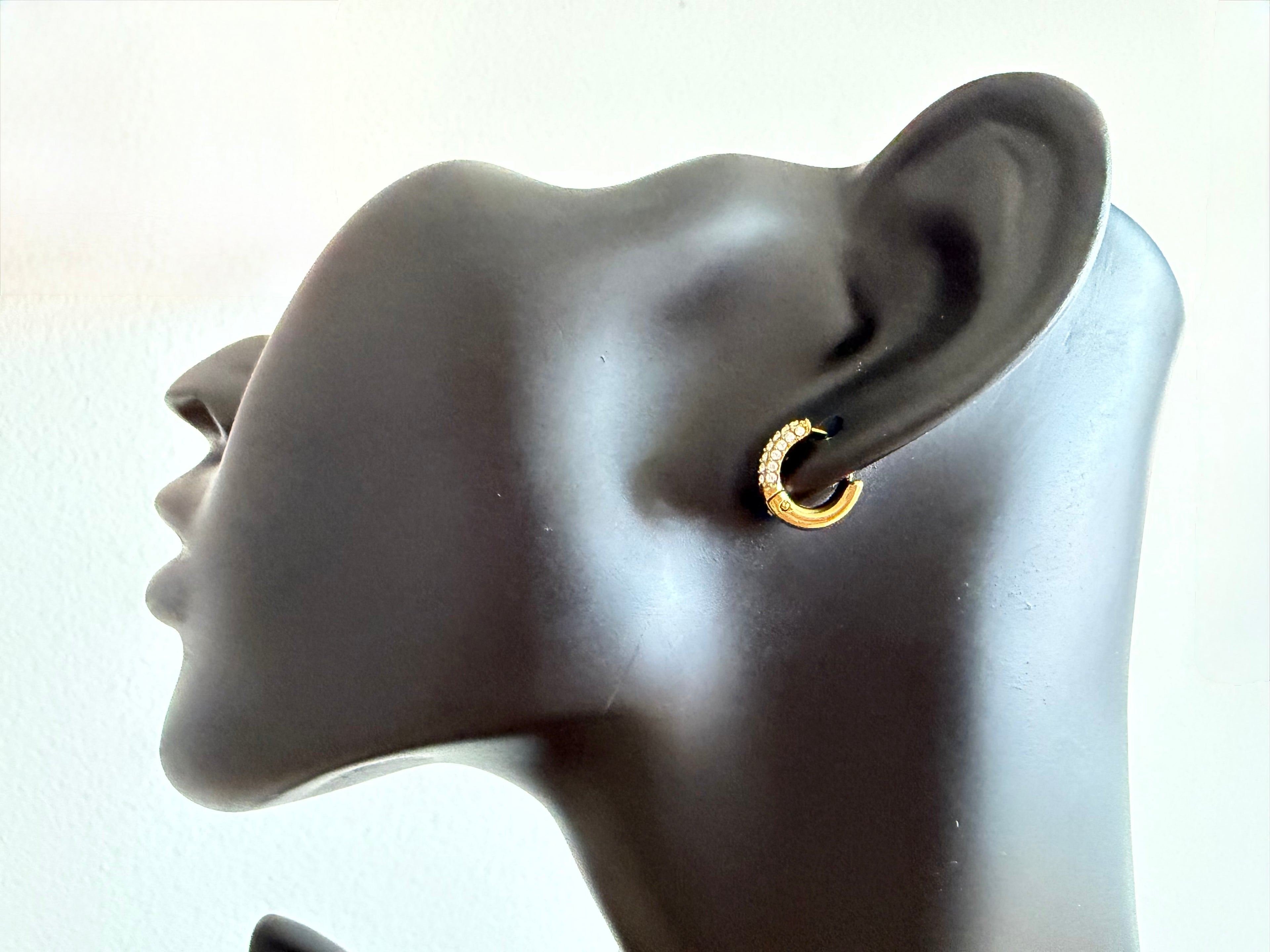 Boucles d'oreilles Victoire - créoles à strass
