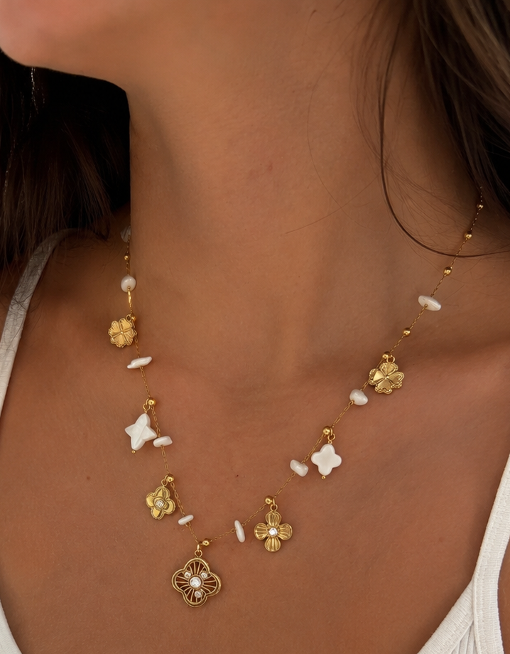 Collier Talia - charms fleurs