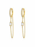 Boucles d’oreilles ROSALIE dorées sur fond blanc