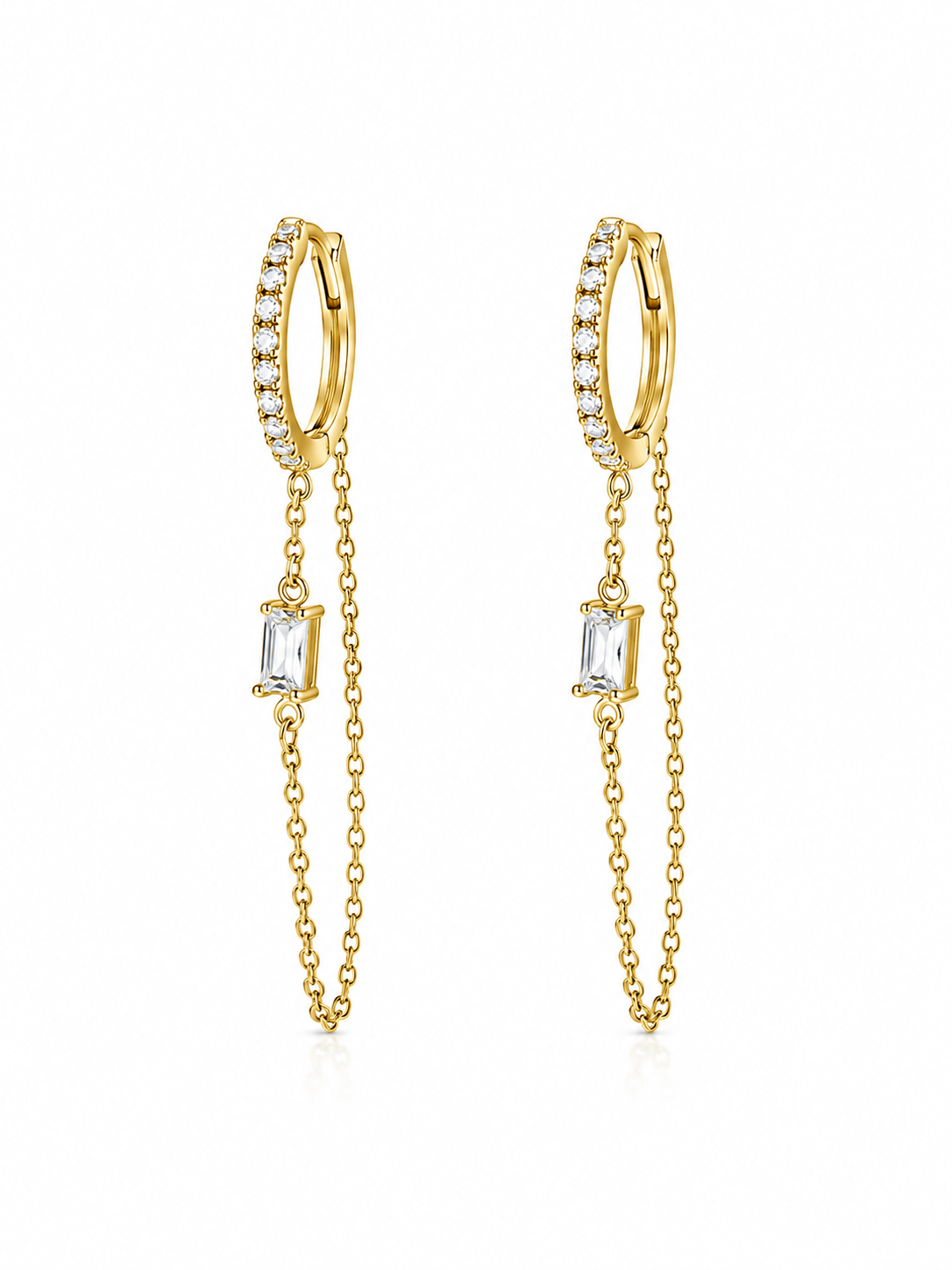 Boucles d’oreilles ROSALIE dorées sur fond blanc